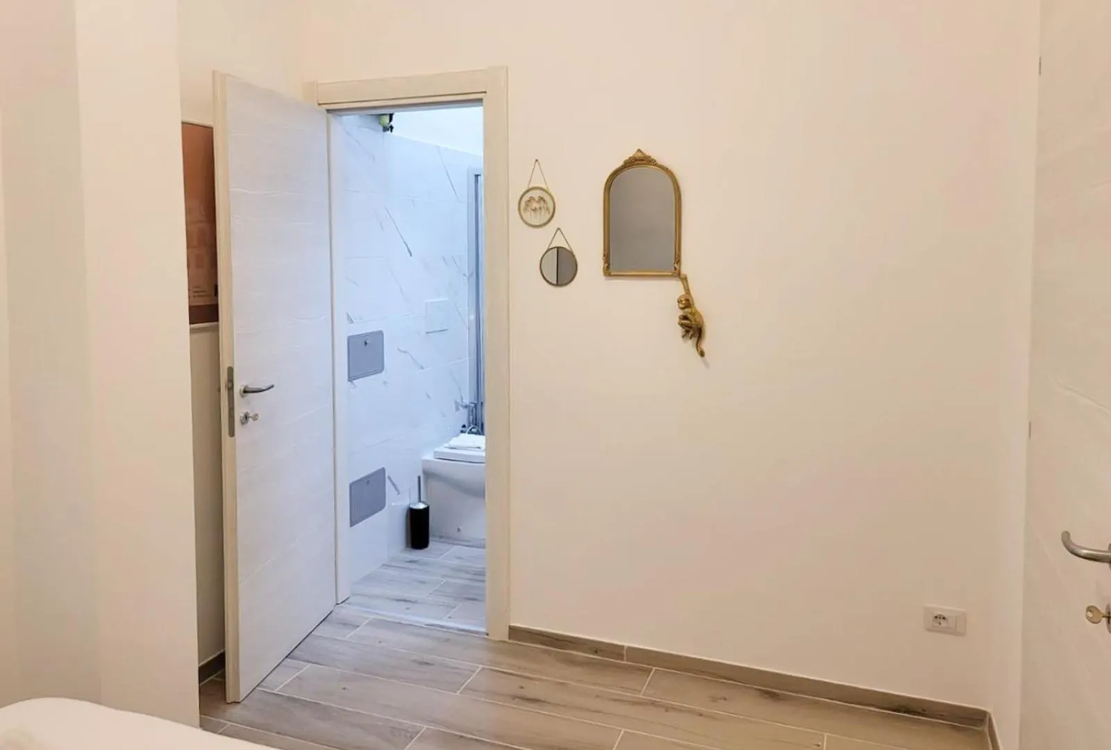 Trastevere Exclusive Three Bedroom Apartment - Top Collection Rome 0*,