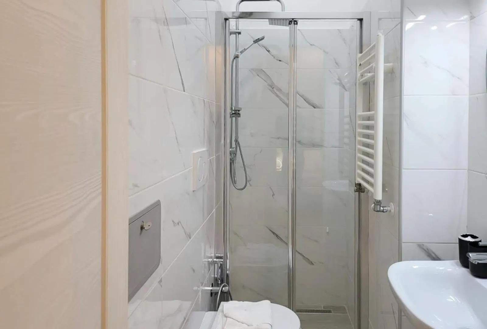 Trastevere Exclusive Three Bedroom Apartment - Top Collection Rome