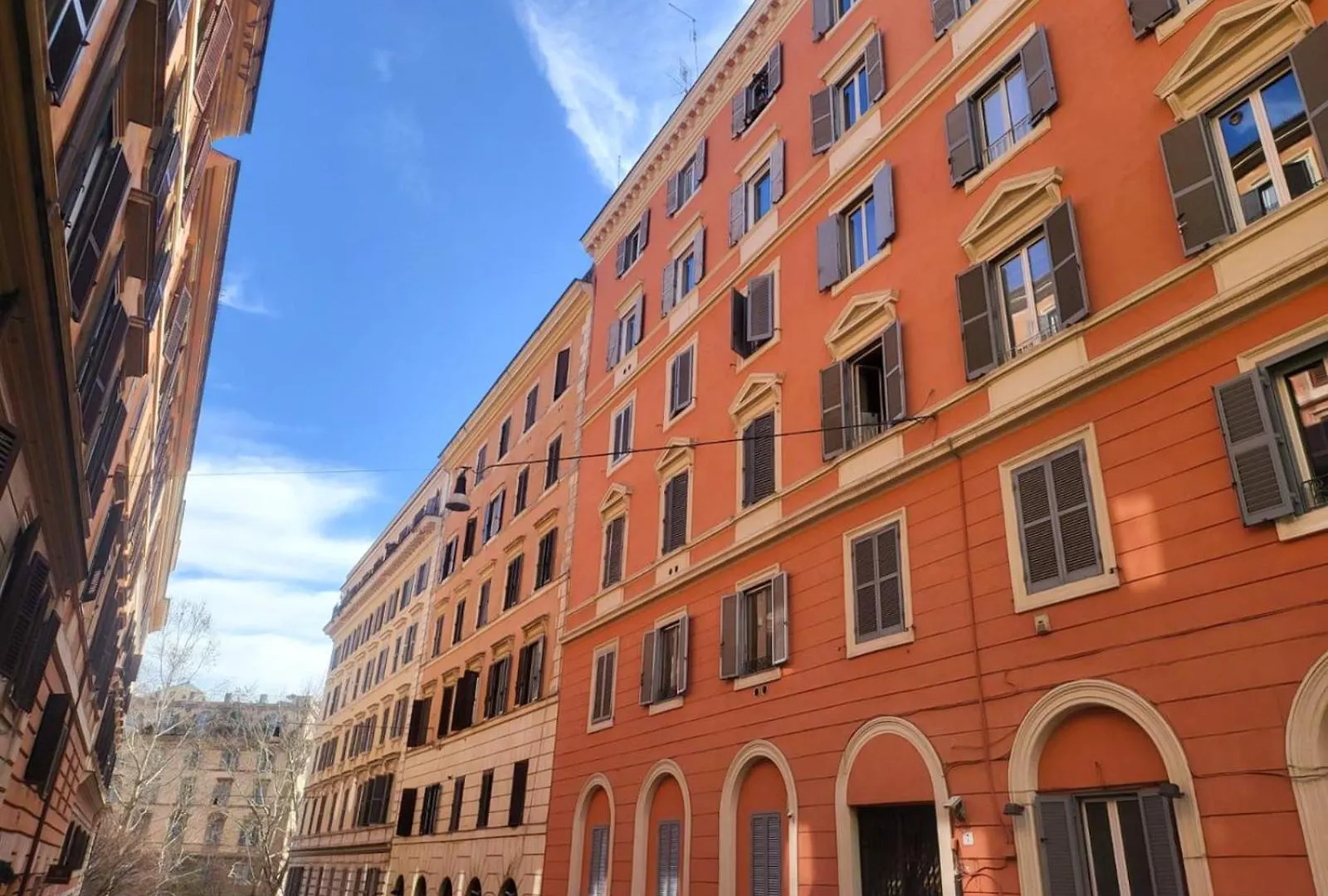 Trastevere Exclusive Three Bedroom Apartment - Top Collection Rome Italy