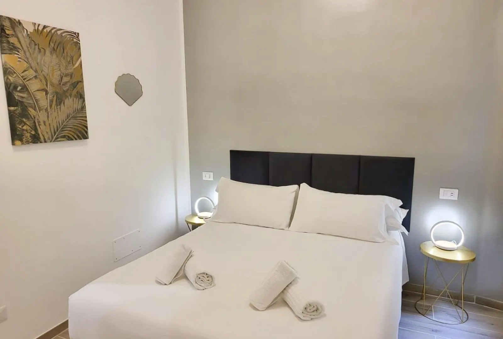 Trastevere Exclusive Three Bedroom Apartment - Top Collection Rome