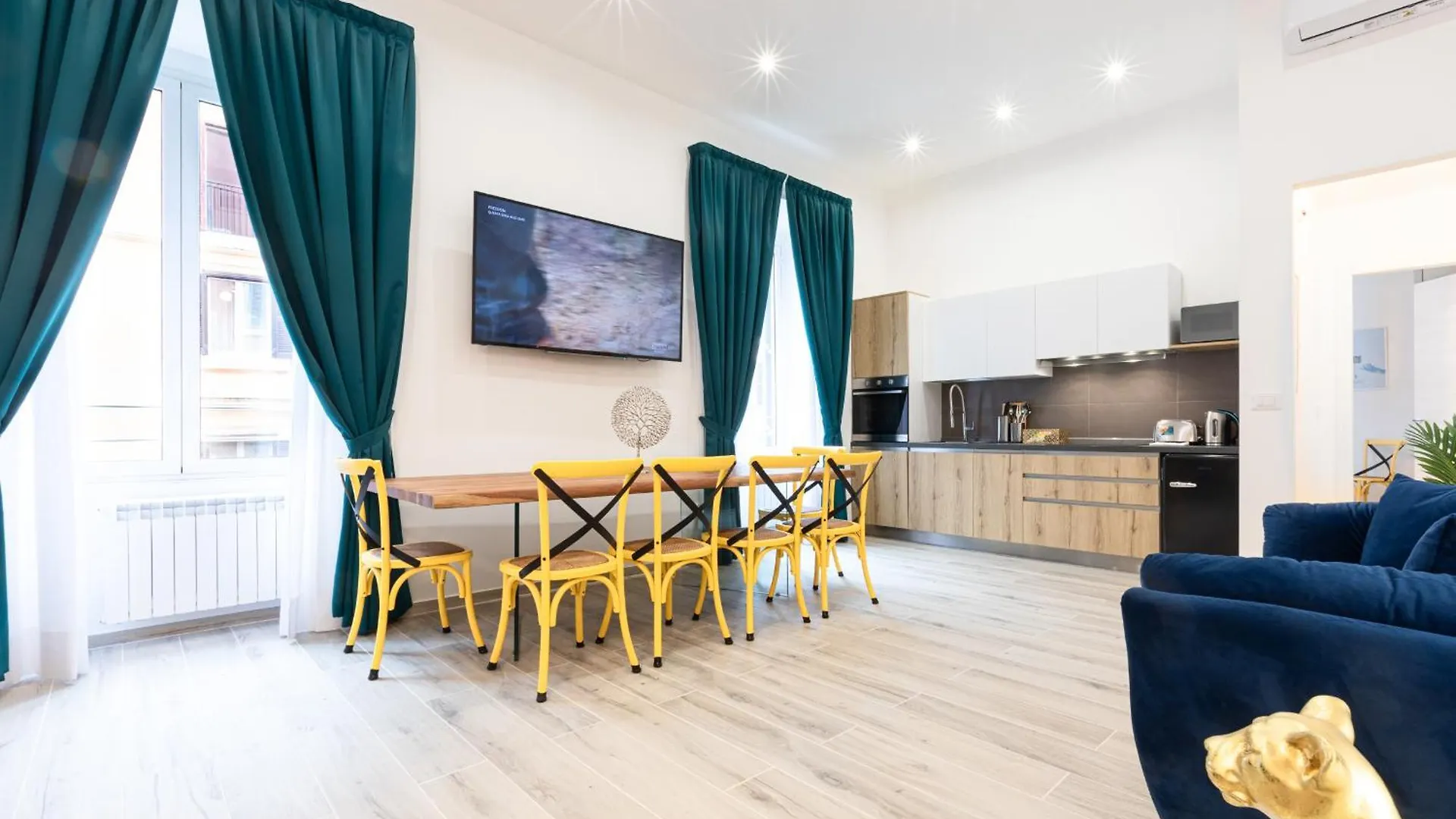 Trastevere Exclusive Three Bedroom Apartment - Top Collection Rome