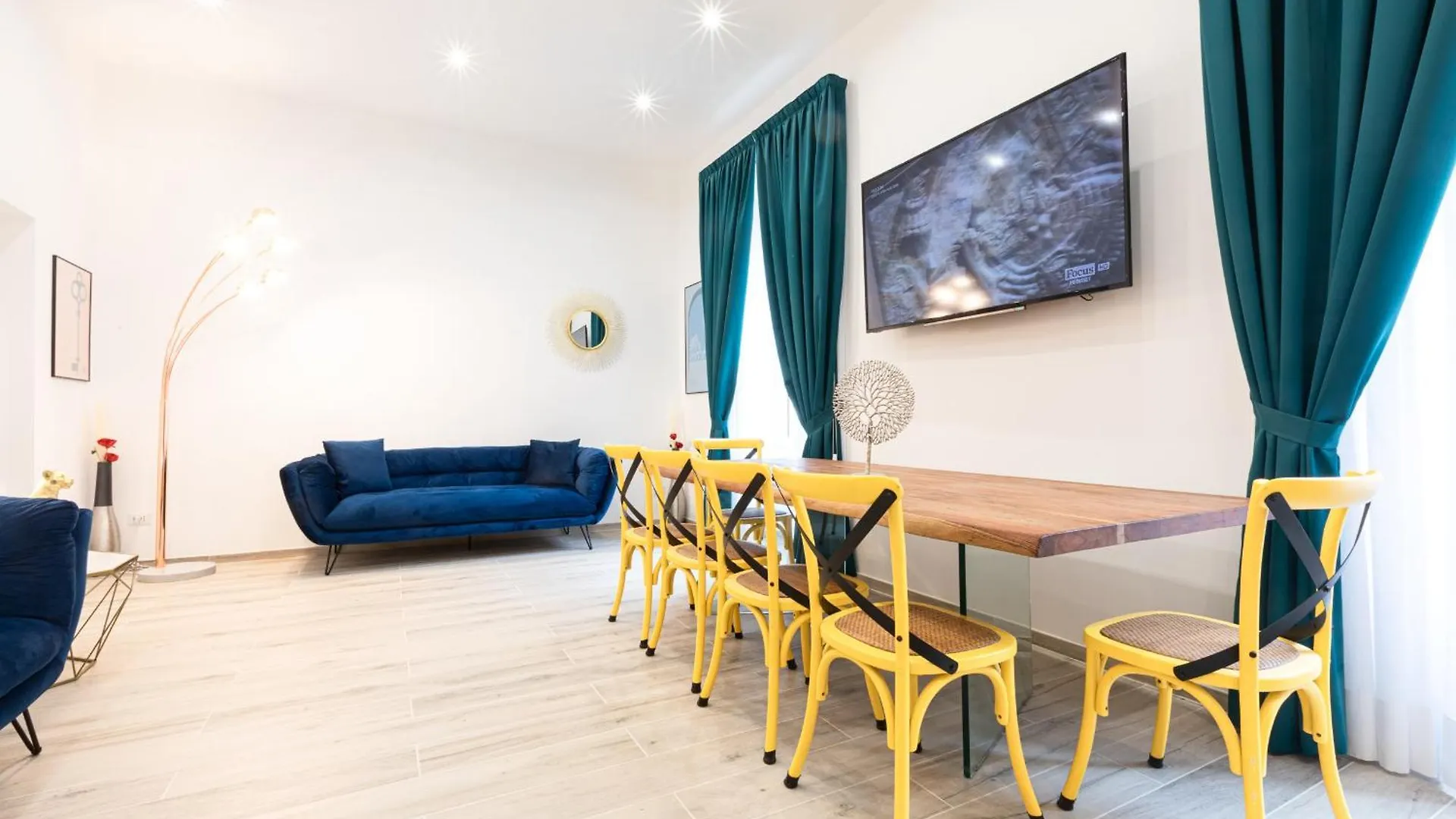 Trastevere Exclusive Three Bedroom Apartment - Top Collection Rome