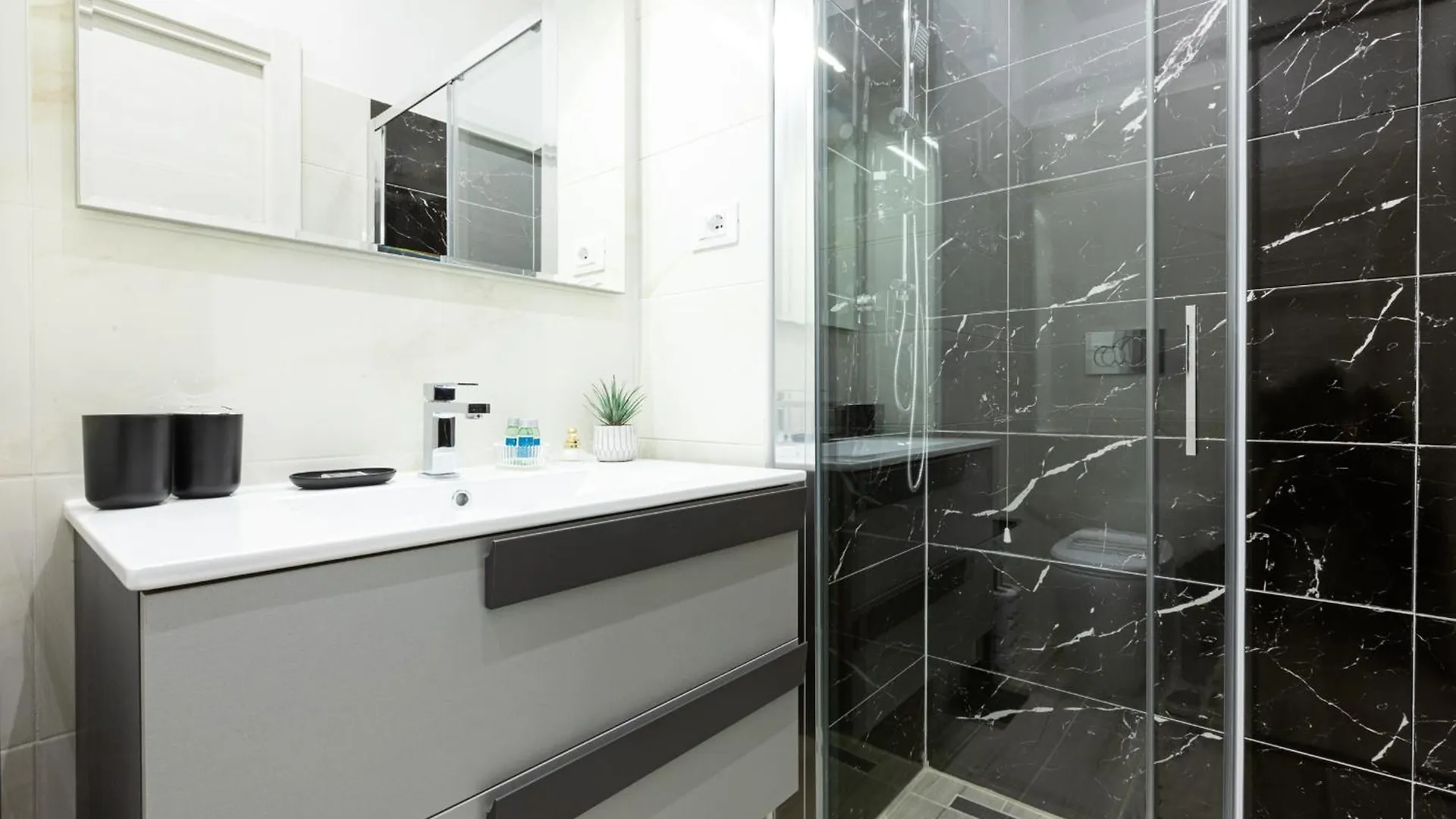 Trastevere Exclusive Three Bedroom Apartment - Top Collection Rome Italië