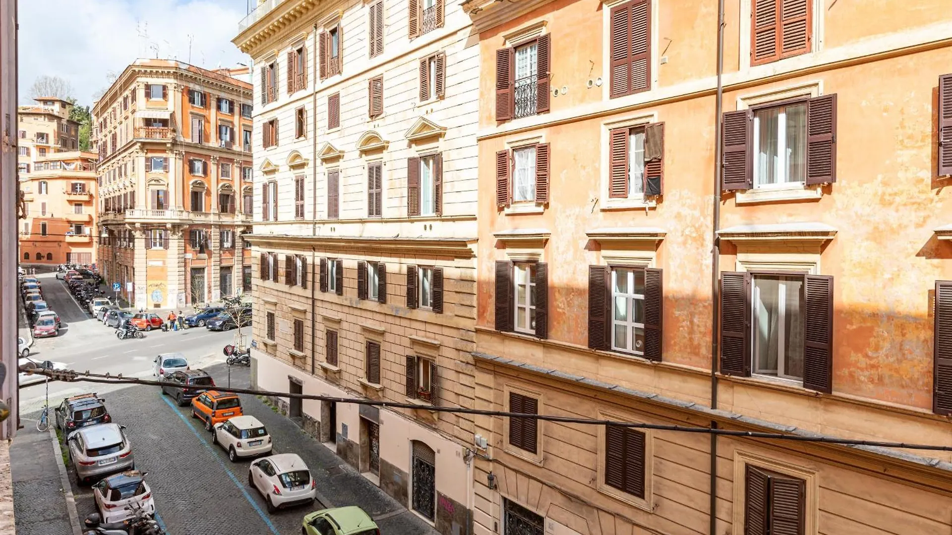 Trastevere Exclusive Three Bedroom Apartment - Top Collection Rome